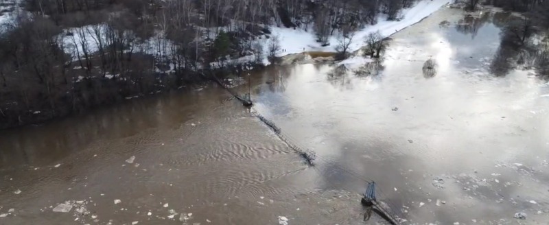 Разлив реки угра. Река Угра Товарково. Разлив рек в Калужской области. Товарково Угра мост. Разлив угры 2023.