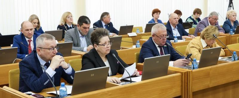 Фото: Пресс-служба Законодательного Собрания Калужской области Фото: Пресс-служба Законодательного Собрания Калужской области