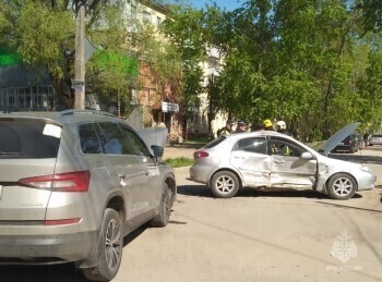В ДТП на улице Зелёная в Калуге пострадала 10-летняя девочка