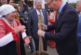 Калужского губернатора научили солить капусту 