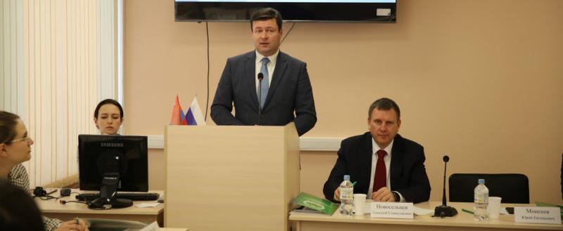 Будущим юристам рассказали о Конституции и избирательном праве 