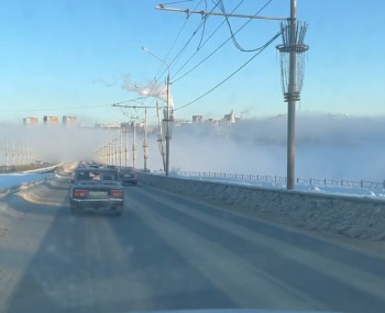 В густом тумане на Гагаринском мосту в Калуге произошли ДТП