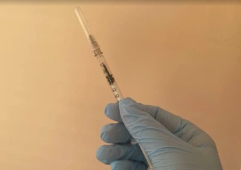 В Калужскую область поставили небольшую партию дефицитной вакцины