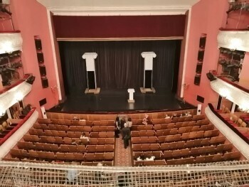Калужский драмтеатр снова приглашает зрителей в закулисье