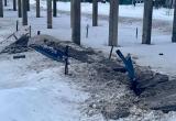 Еще одна часть аварийного моста обрушилась в Калужской области