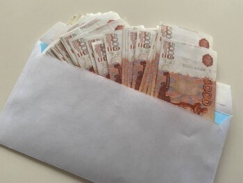 Калужанин украл сейф с 4 миллионами рублей из оптового магазина