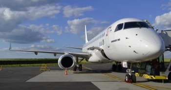 В России хотят ввести проверку авиапассажиров алкотестером