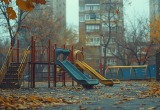 Сосед обновил детскую площадку за свой счет, а его нарекли капиталистом и изменщиком