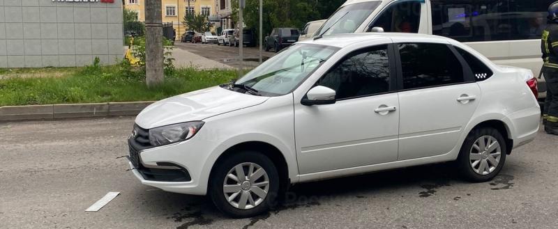 https://40.mchs.gov.ru/uploads/resize_cache/news/2024-06-20/spasateli-mchs-prinimali-uchastie-v-likvidacii-dtp-v-g-kaluga-ul-tulskaya_17188902351107911384__2000x2000__watermark.jpg ГУ МЧС России по Калужской области