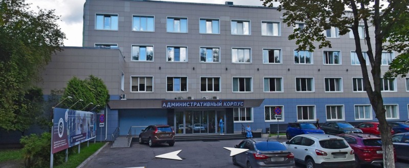 https://yandex.ru/maps/org/meditsinskiy_radiologicheskiy_nauchny_tsentr_administrativny_korpus/21491550471/gallery/?l=stv%2Csta&ll=36.616017%2C55.109944&mode=search&panorama%5Bdirection%5D=23.731820%2C6.925305&panorama%5Bfull%5D=true&panorama%5Bpoint%5D=36.615460%2C55.109611&panorama%5Bspan%5D=87.986112%2C32.942784&sctx=ZAAAAAgCEAAaKAoSCU4NNJ9zIUJAEVxWYTPAQUtAEhIJyqXxC68k2D8RccYwJ2iTwz8iBgABAgMEBSgKOABAxwdIAWoCcnWdAc3MTD2gAQCoAQC9ARlCJj%2BCAiDQvNGA0L3RhiDRhtGL0LHQsCDQvtCx0L3QuNC90YHQuooCAJICAzk2N5oCDGRlc2t0b3AtbWFwcw%3D%3D&sll=36.616614%2C55.109323&source=serp_navig&sspn=0.005405%2C0.001709&tab=gallery&text=%D0%BC%D1%80%D0%BD%D1%86%20%D1%86%D1%8B%D0%B1%D0%B0%20%D0%BE%D0%B1%D0%BD%D0%B8%D0%BD%D1%81%D0%BA&z=17.66 Яндекс.Карты