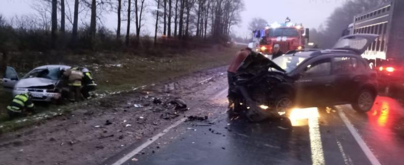 https://40.mchs.gov.ru/uploads/resize_cache/news/2024-10-15/dtp-v-peremyshlskom-rayone-34-km-avtodorogi-r-92-kaluga-belev-orel_17289703851106417698__2000x2000__watermark.jpg ГУ МЧС России по Калужской области