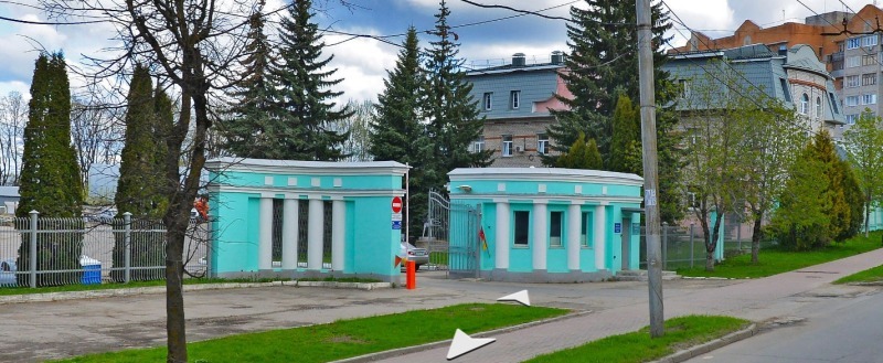 https://yandex.ru/maps/6/kaluga/house/televizionnaya_ulitsa_2b/Z08YdAFiSEYGQFtufXlyeX5hYg==/?l=stv%2Csta&ll=36.262119%2C54.538096&panorama%5Bdirection%5D=353.889519%2C-0.687147&panorama%5Bfull%5D=true&panorama%5Bpoint%5D=36.262141%2C54.537416&panorama%5Bspan%5D=58.957196%2C19.603743&source=serp_navig&z=19.82 Яндекс.Карты