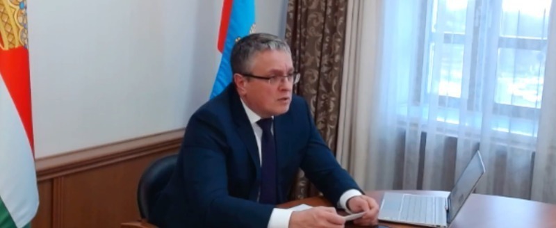https://vk.com/denisov.kaluga?w=wall585805955_69603 Скриншот с видео общегородской планёрки со страницы Дмитрия Денисова