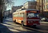 Исполнил мечту внука – подарил ему настоящий автобус на день рождения
