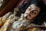Воспитательница была шокирована, получив в подарок ростовую фигуру Филиппа Киркорова