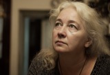 - Всё, ты вышла замуж, теперь ты не часть нашей семьи, а отрезанный ломоть, - объявила мама
