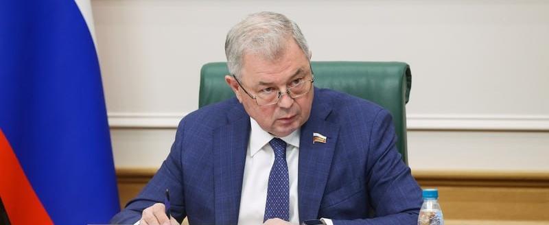 Анатолий Артамонов