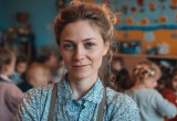 Сестра стала воспитательницей моего ребёнка и теперь целыми днями названивает мне с жалобами