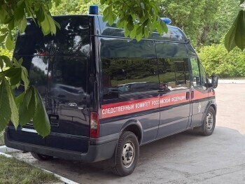 Женщина обнаружила труп своей дочери в квартире на Правобережье в Калуге