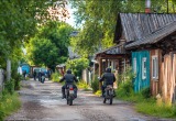 В деревню повадились каждый день ездить байкеры, которые не дают нам покоя