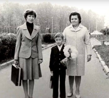 Владислав Шапша поздравил медиков с профессиональным праздником 