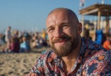 Муж требует, чтобы я на отдыхе готовила. А ему тогда что, полки прибивать?