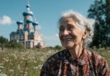 Решила на пенсии взять тур по Золотому кольцу, так дочка меня отчитала, мол, волнуется. А я в няньках не нуждаюсь!