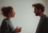 Муж хочет, чтобы я переписала свою квартиру на его сына, хотя тот меня ненавидит