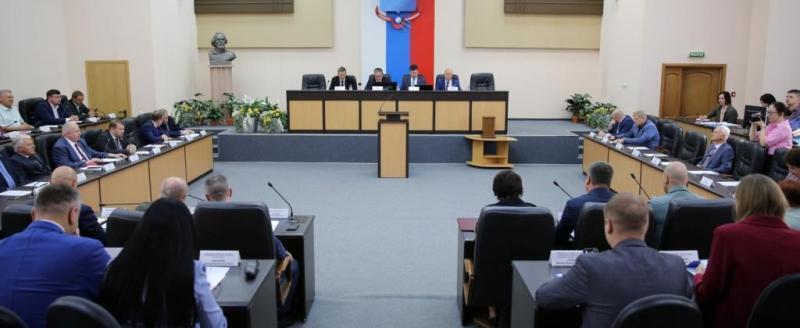 25 июня в Калуге прошло заседание Городской Думы