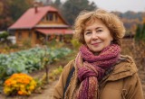 Раньше свекровь таскала с дачи посуду, а теперь принялась за саженцы