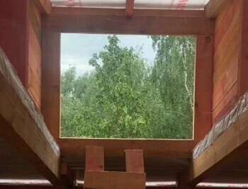 В Калуге проводят капремонт трёх крыш многоквартирных домов