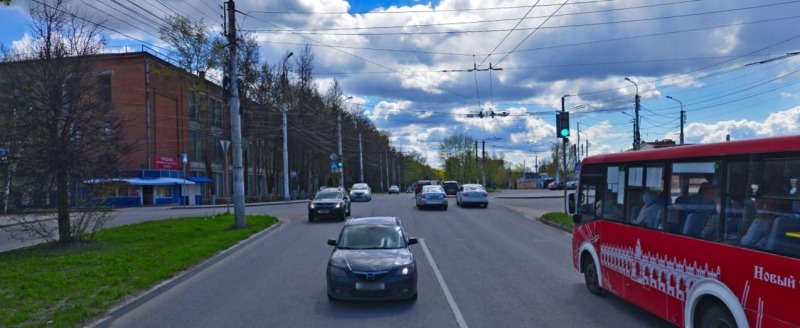 https://yandex.ru/maps/6/kaluga/house/moskovskaya_ulitsa_292/Z08YdAFkSUwHQFtufXl0d31nbQ==/?l=stv%2Csta&ll=36.266912%2C54.551687&panorama%5Bdirection%5D=158.893805%2C-1.001246&panorama%5Bfull%5D=true&panorama%5Bid%5D=1290086240_685748428_23_1652089244&panorama%5Bpoint%5D=36.267559%2C54.551630&panorama%5Bspan%5D=100.695871%2C60.000000&z=18.44 Яндекс.Карты