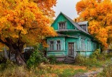 -Не надо никуда ходить! На даче есть все для отдыха! - дуется свекровь, когда мы уходим с участка