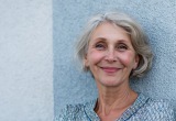 Мама не хочет сидеть с собственными внуками, потому что нянчит чужих за деньги
