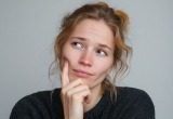 -Зачем тебе няня, когда посидеть с дочкой прекрасно могу я? - удивляется подруга