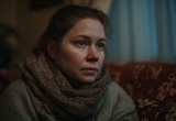 - Папа бы мне обязательно помог, а тебе просто плевать, - повторяет дочь