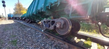 С рельсов железной дороги в Калужской области сошли вагоны поезда