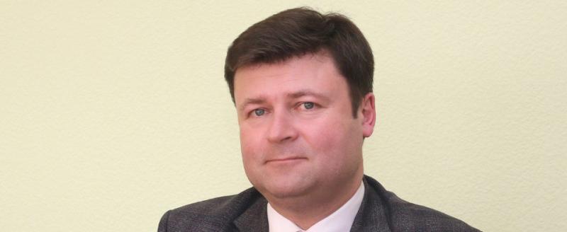 Председатель Думы городского округа города Калуги поздравляет педагогов 