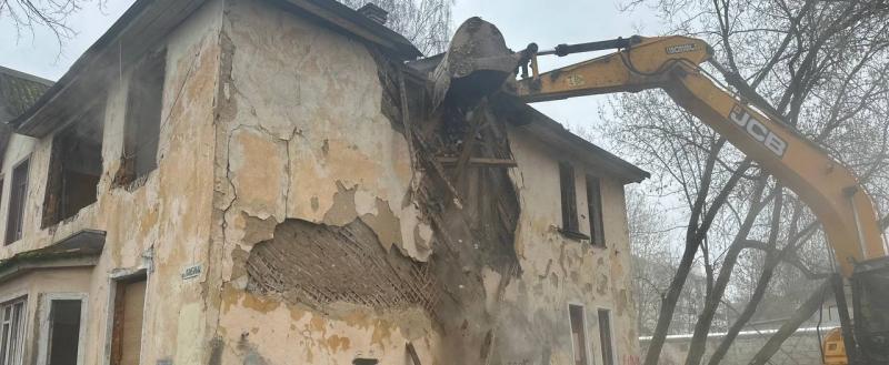 Дмитрия Денисова 