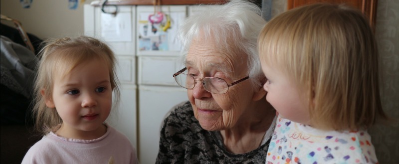 Как отказаться от посиделок с внуками без обид?