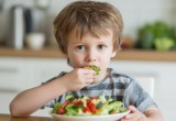 От брокколи до блинов: как помочь ребенку полюбить здоровое питание