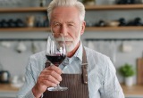 Муж в пятьдесят решил стать сомелье и превратил мою жизнь в бесконечную дегустацию