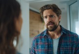 Муж работает на трех работах, хотя в этом нет необходимости, пока наша дочь растет без отца