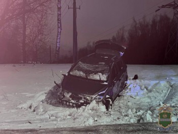 В Калужской области 18-летний водитель врезался в ЛЭП и угодил в кювет