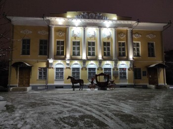 Автобусы на Малинники и Турынино, химические озёра и 135 обманутых пенсионеров: главное за день