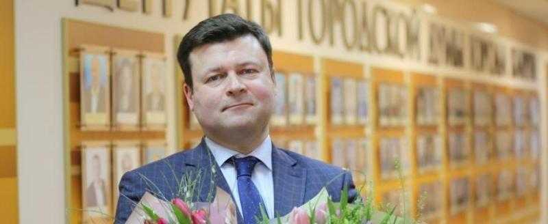 Депутаты Калуги поздравляют калужанок с Международным женским днем