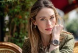 Подруга постоянно ноет: то в кафешку не может пойти, то в отпуск со мной не хочет ехать. Достали ее отмазки!