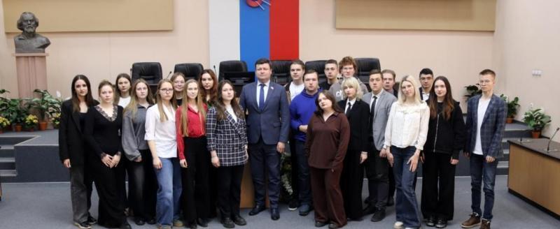 Юрий Моисеев встретился со студентами калужского филиала РАНХиГС