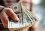 Сосед берет у меня в долг вещи и деньги, но никогда не возвращает их в срок