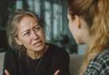 Свекровь меня недолюбливает, потому что я "даже не попыталась ей понравиться" 